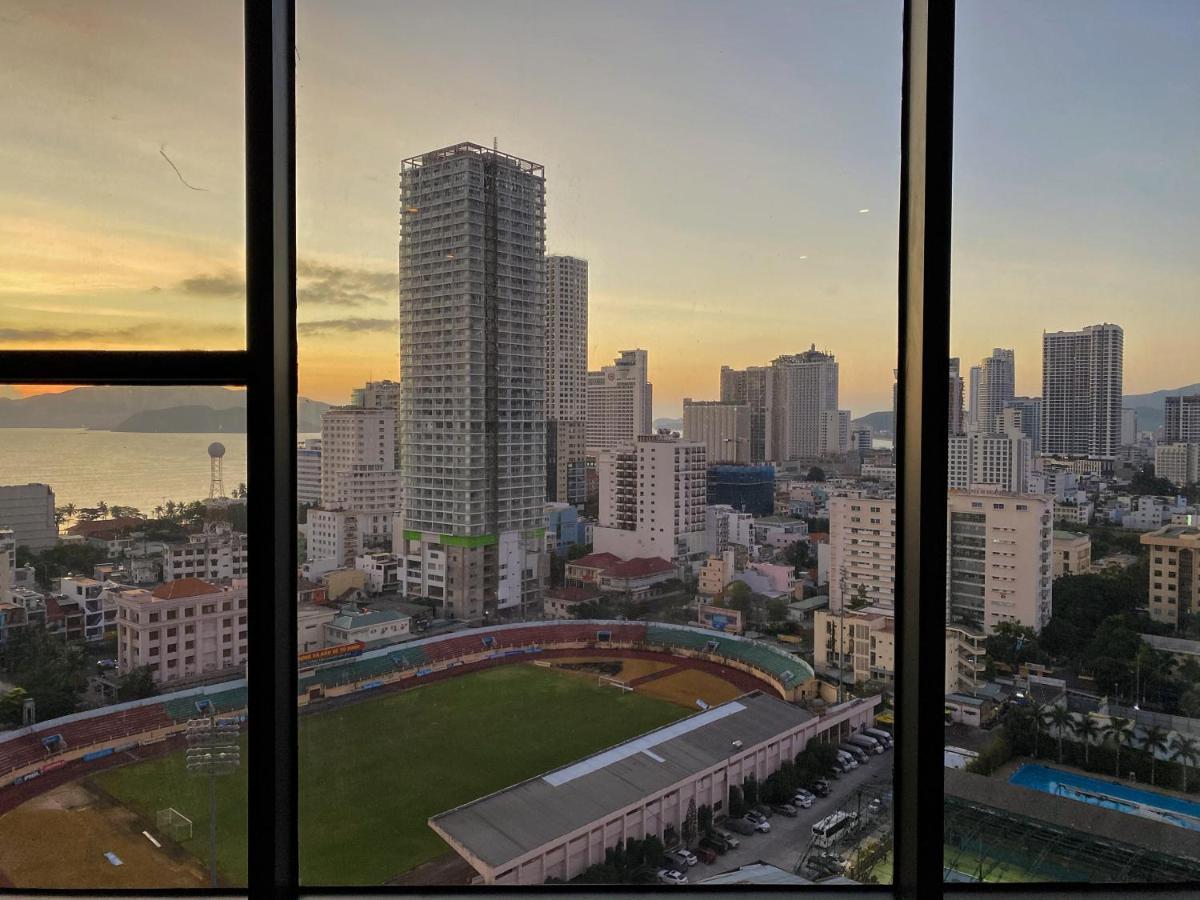 נה טראנג Em Oi Boutique Hotel מראה חיצוני תמונה