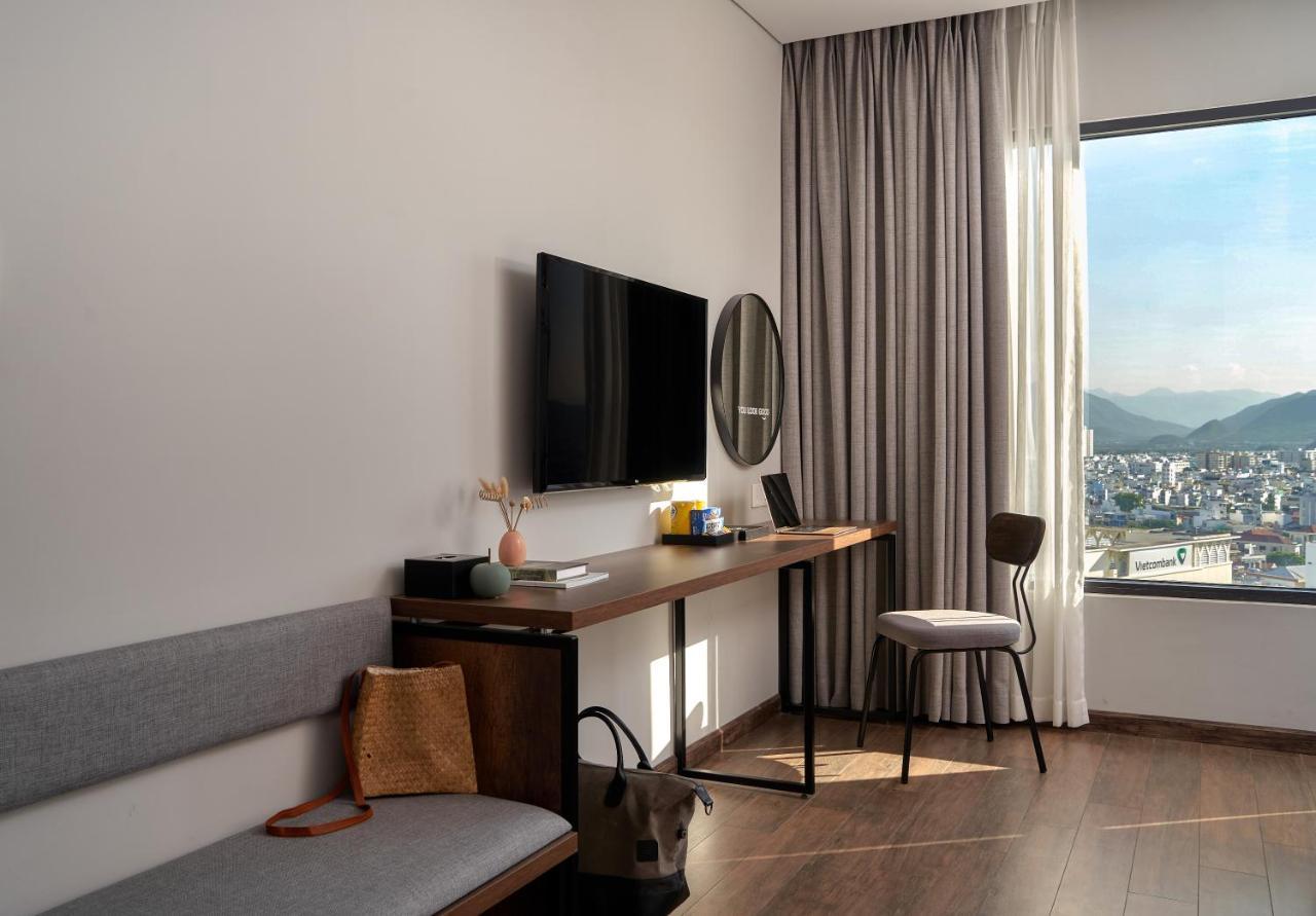 נה טראנג Em Oi Boutique Hotel מראה חיצוני תמונה