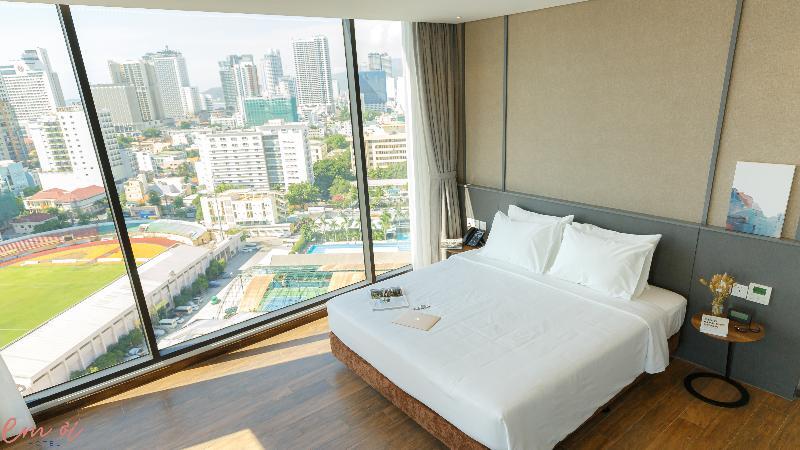 נה טראנג Em Oi Boutique Hotel מראה חיצוני תמונה
